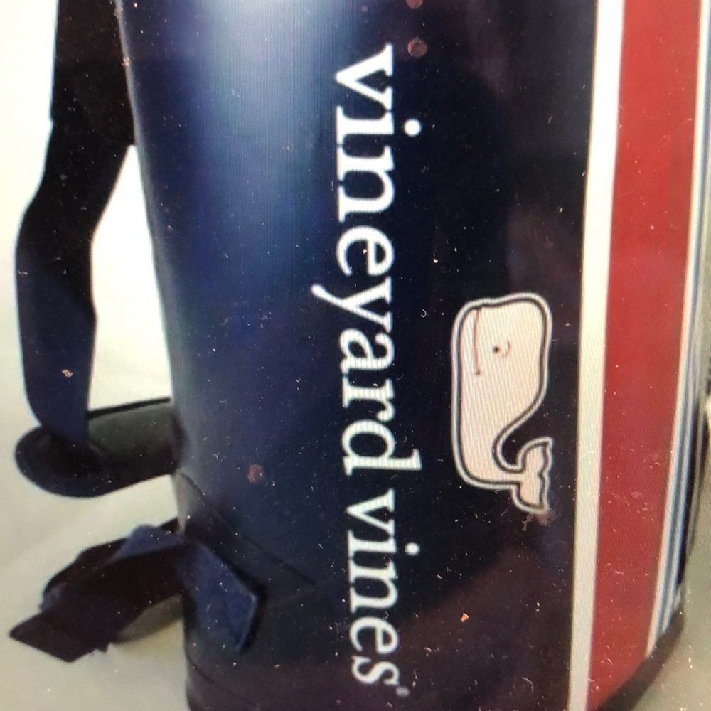 Vineyard vines 10 can cooler sling nwot